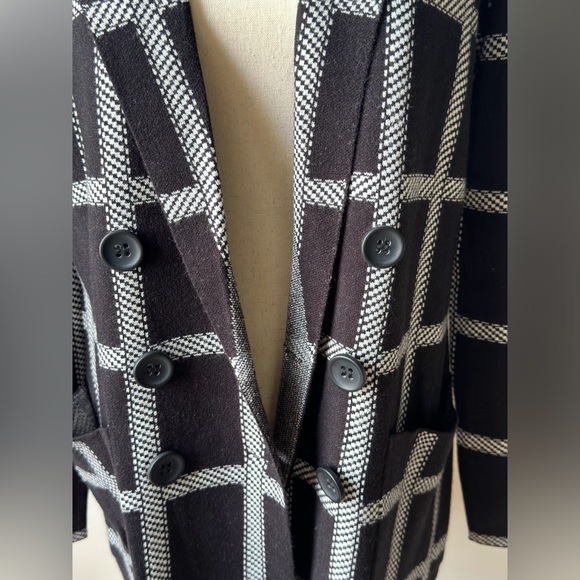 NWT | Marled | Plaid Sweater Blazer/Cardigan | Black & White | Small - Picture 4 of 8